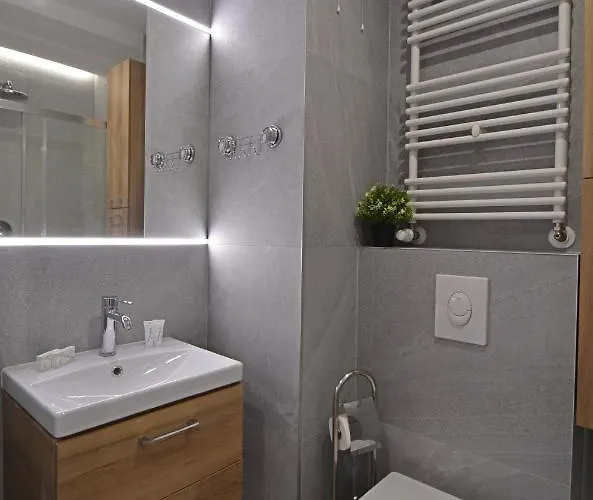 Bryza - Osiedle Matejki 1b アパート シフィノウイシチェ